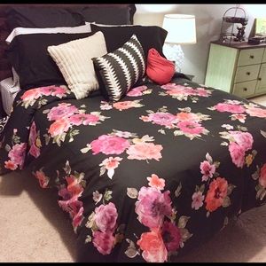 Pottery Barn Teen Emily & Merritt Duvet Cover